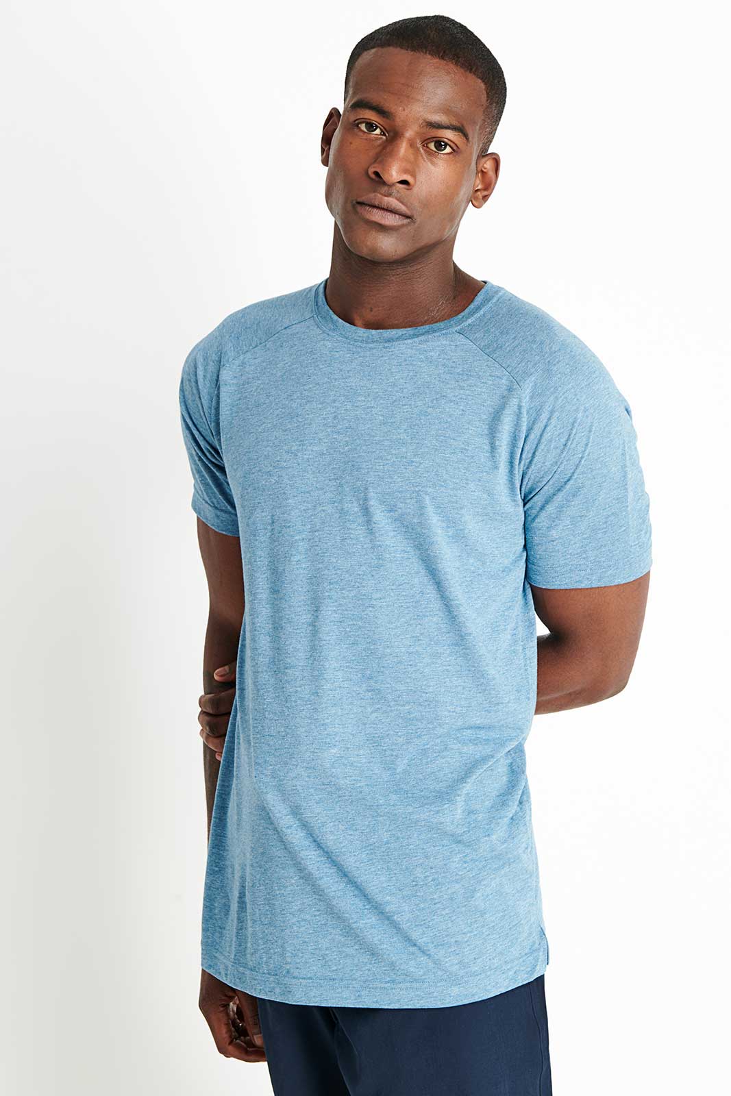 Alo Yoga Triumph Crew Neck Tee